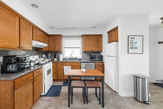 6721 Riverfront Ave, Unit Main in Indianapolis, IN - Building Photo - Building Photo