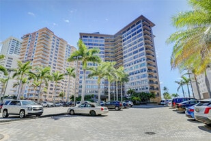 3800 Galt Ocean Dr in Fort Lauderdale, FL - Building Photo