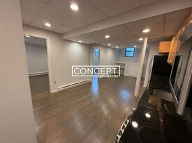 77 Park Dr in Boston, MA - Building Photo