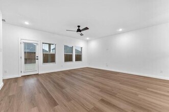 515 Meadowlark Dr in Van Alstyne, TX - Building Photo - Building Photo