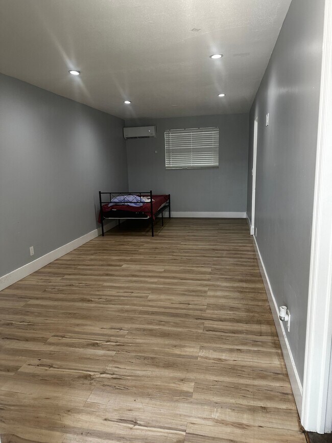 property at 804 Middle St
