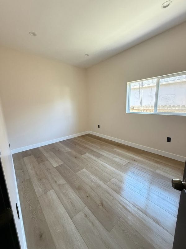 11650 Kittridge in Los Angeles, CA - Building Photo - Building Photo