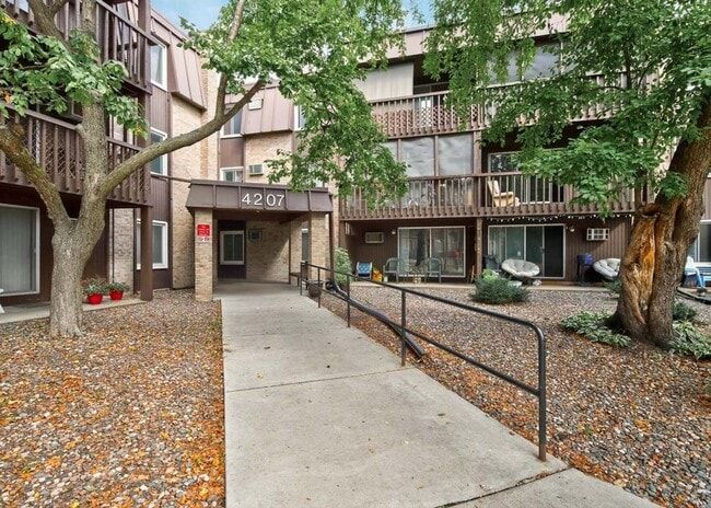 property at 4207 Lakeside Ave N