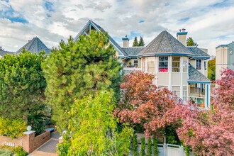 Charles Gardens in Vancouver, BC - Building Photo - Building Photo