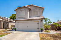 4909 E Hilton Ave in Mesa, AZ - Foto de edificio - Building Photo