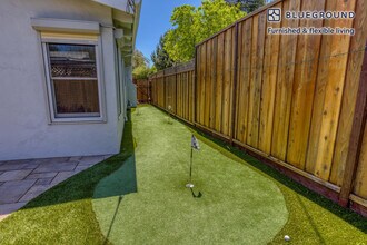 2347 Sunny Vista Dr in San Jose, CA - Building Photo - Building Photo