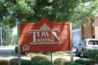 Town North Apartments in Texarkana, TX - Building Photo - Building Photo