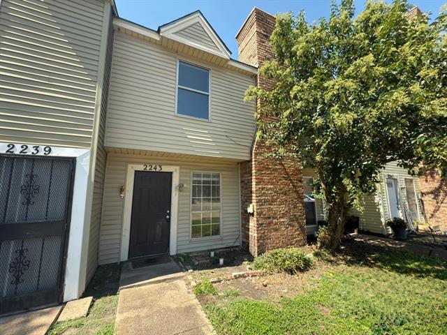 2243 Aspen Dr in Dallas, TX - Building Photo