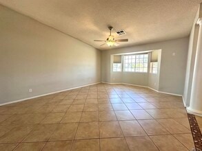 2723 S 31st Dr in Yuma, AZ - Building Photo - Building Photo