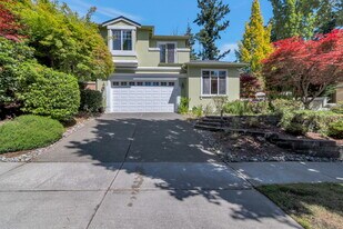 11218 NE 117th St in Kirkland, WA - Building Photo