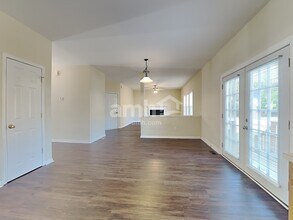 815 Brookhannah Ct in Fuquay Varina, NC - Building Photo - Building Photo