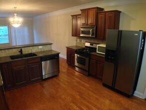 5225 Wellsley Bend in Johns Creek, GA - Building Photo - Building Photo