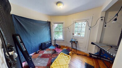 1 Woodstock Ave in Boston, MA - Building Photo - Building Photo