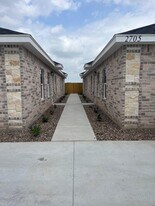 2709 E Israel Ave, Unit 2709 E Israel Ave in Alton, TX - Building Photo