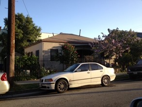 5226 Monte Vista St in Los Angeles, CA - Building Photo - Building Photo