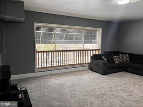 27 N Hanover St in Pottstown, PA - Building Photo - Building Photo