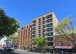 695 Grand St in Brooklyn, NY - Building Photo