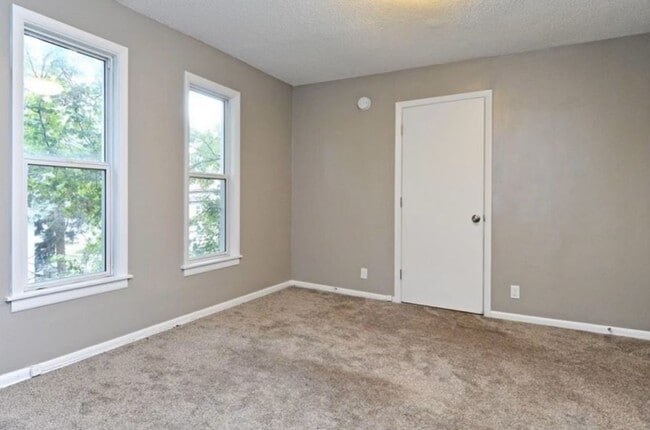 property at 1028 28th Ave NE