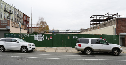 498 Leonard St in Brooklyn, NY - Building Photo - Building Photo