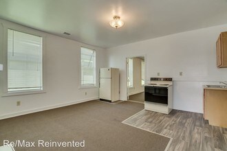 537 Watkins St-Unit -Unit B in Augusta, GA - Foto de edificio - Building Photo