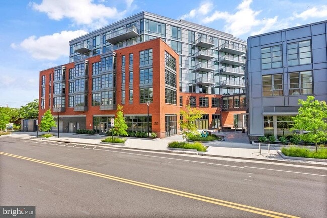 1201 N Royal St in Alexandria, VA - Foto de edificio - Building Photo