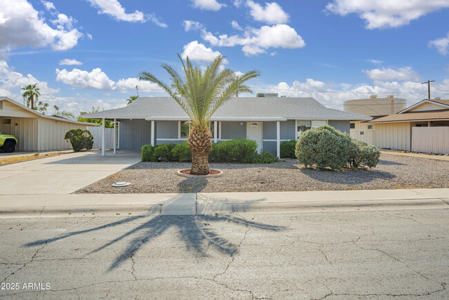 12408 N Cherry Hills Dr W in Sun City, AZ - Building Photo - Building Photo