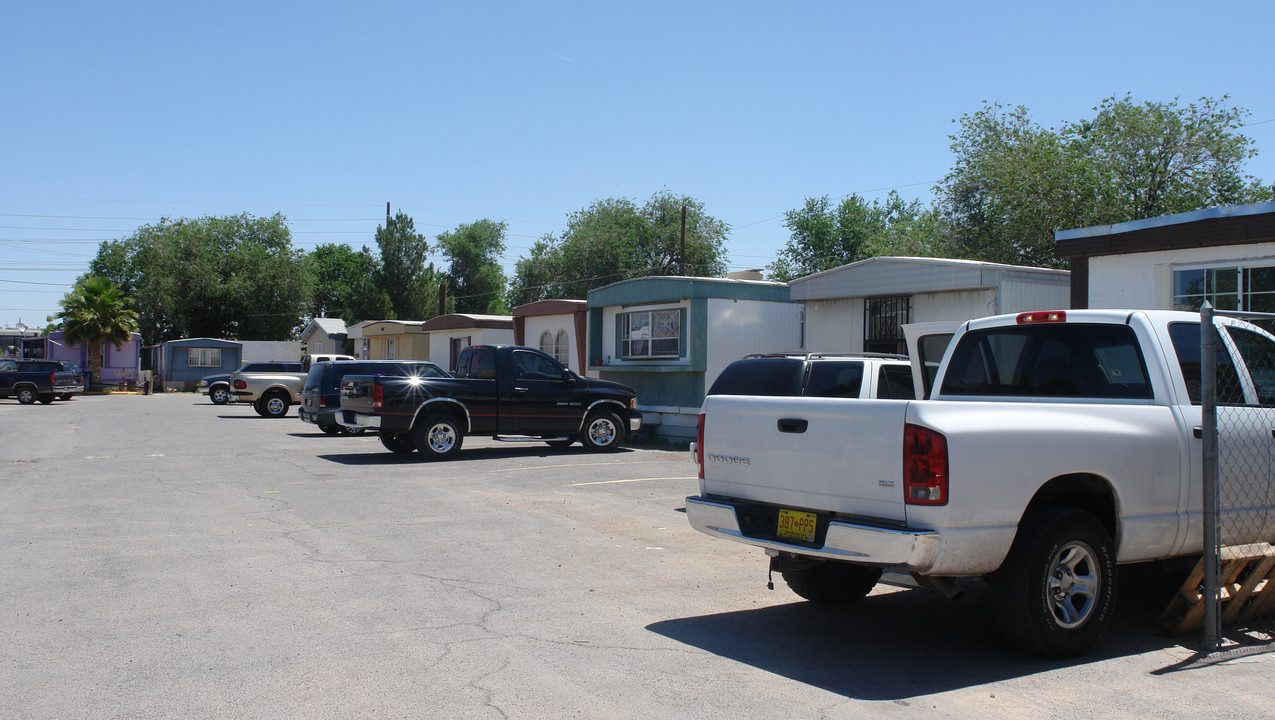 Trailer Park in El Paso, TX - Building Photo