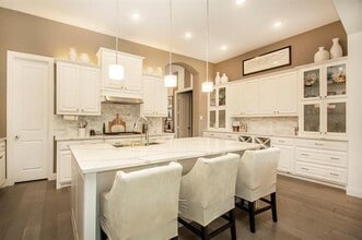 1412 Via Toscana Ln in Rockwall, TX - Foto de edificio - Building Photo