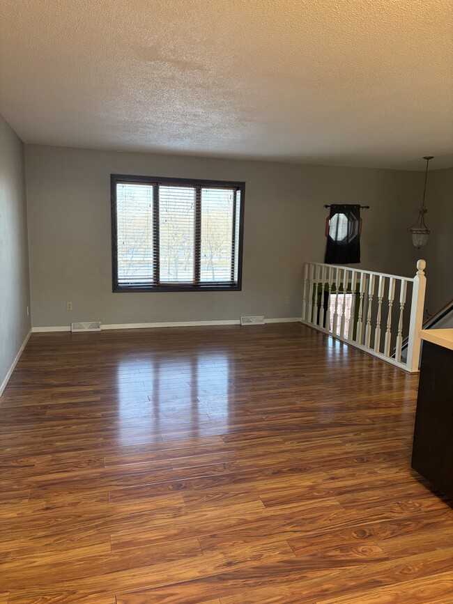 1018 N Benton Dr in Sauk Rapids, MN - Building Photo - Building Photo