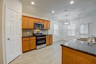 32403 Cross Spring Park Ln in Conroe, TX - Building Photo - Building Photo