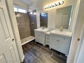 6401 Quantum Ln in Las Vegas, NV - Building Photo - Building Photo