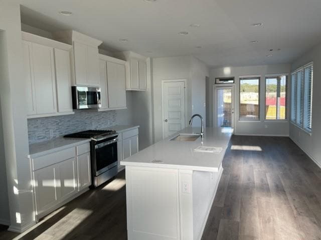 property at 832 Azul Lagoon Dr