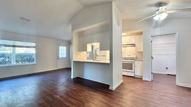 3095 Berkshire Manor Dr in Alpharetta, GA - Building Photo - Building Photo