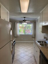 12200 Montecito Rd in Seal Beach, CA - Building Photo - Building Photo