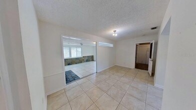6374 Hampton Dr N in St. Petersburg, FL - Building Photo - Building Photo