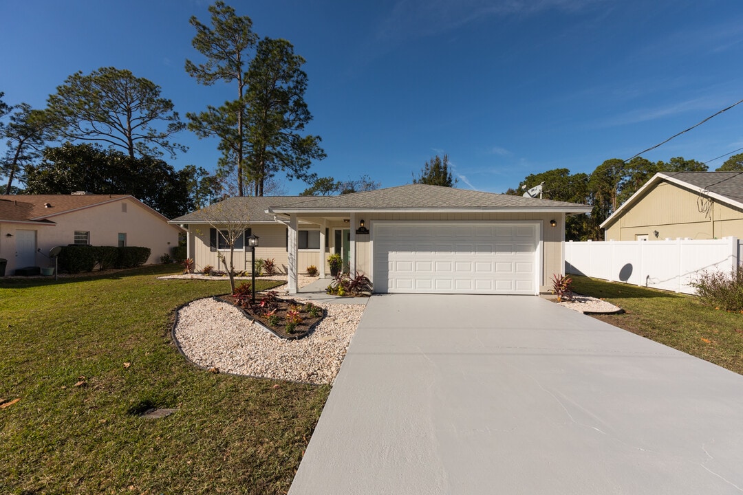 50 Westfield Ln in Palm Coast, FL - Foto de edificio