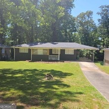 2123 Barbara Ln in Decatur, GA - Building Photo - Building Photo