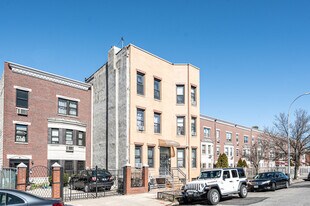 99 Macdougal St in Brooklyn, NY - Building Photo