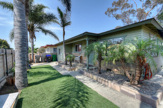 324 Garfield St in Oceanside, CA - Building Photo - Building Photo