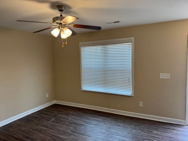 134 Brookwood Ave NE in Concord, NC - Building Photo - Building Photo