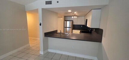 55 E 4th St in Hialeah, FL - Building Photo - Building Photo