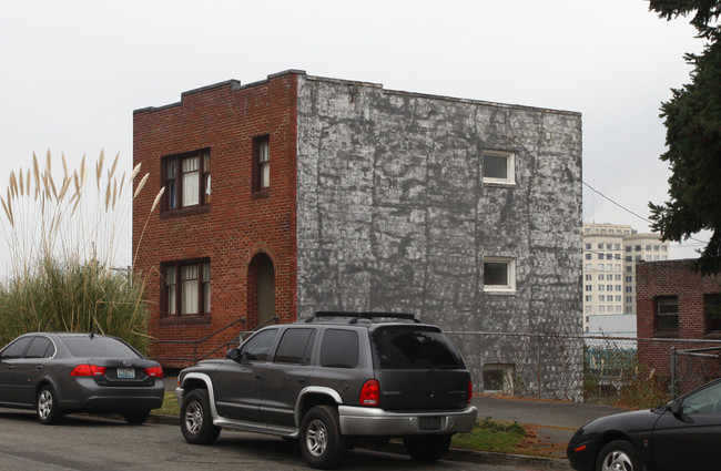 1313 S Fawcett Ave in Tacoma, WA - Foto de edificio - Building Photo