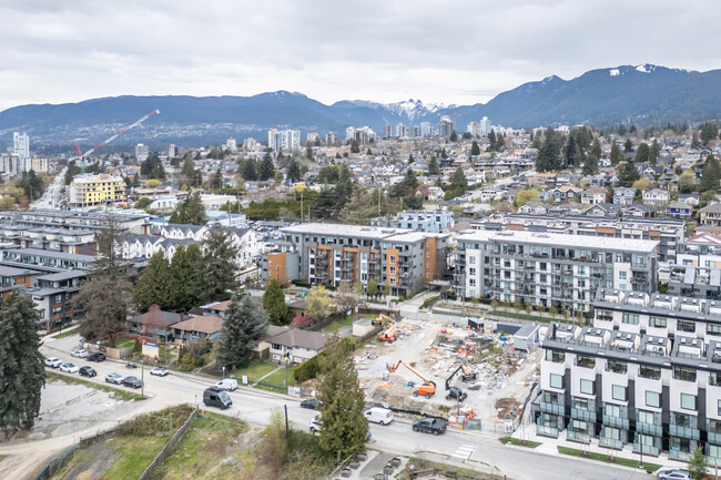 Morrison Walk in North Vancouver, BC - Building Photo - Building Photo