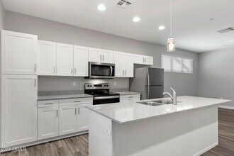 2245 N Dayton St in Phoenix, AZ - Building Photo - Building Photo