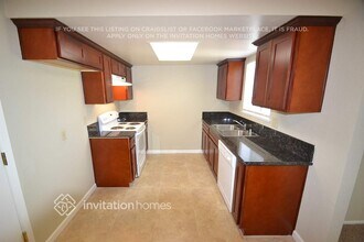 2781 65th Ave, Unit 14 in Sacramento, CA - Building Photo - Building Photo