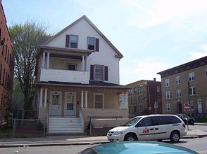 1045 Capitol Ave in Hartford, CT - Building Photo - Building Photo