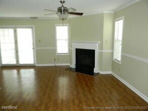 2705 Preston Woods Ln, Unit 3 in Fayetteville, NC - Building Photo - Building Photo