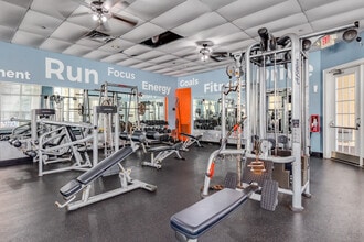Perse Apartments in Orlando, FL - Foto de edificio - Interior Photo