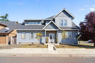 1770 Brandy Way in Springfield, OR - Building Photo - Building Photo