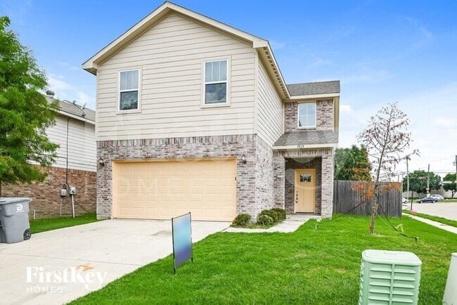 property at 9935 Rio Doso Dr